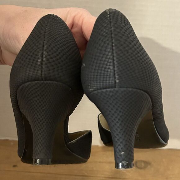 Naturalizer Deva Open Shank Pump Black Women's Size 6.5 - Picture 6 of 9